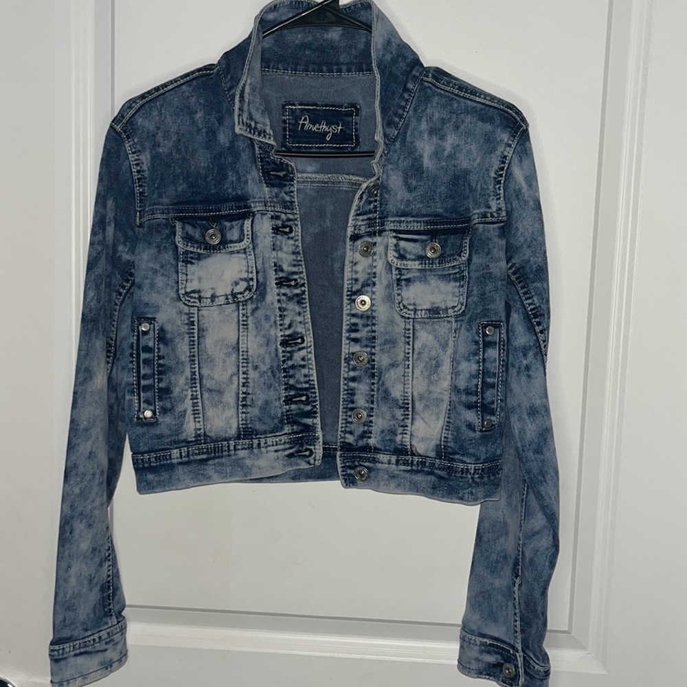 Jean Jacket - Picture 3 of 4